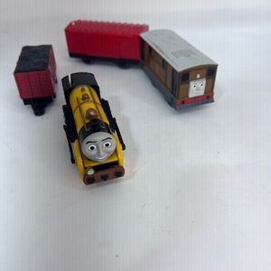 2012 Thomas The Train Stephen And Toby Engines With 2 Cargo Cars Untested